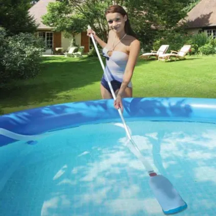 Aspirateur piscine Robot B-Vac avec manche - Kokido
